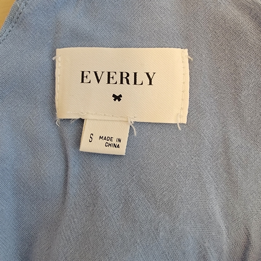 Everly Ruffle Bottom Cami Size S - Picture 7 of 10